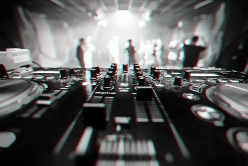 DJ Set &mdash; Soho Collective